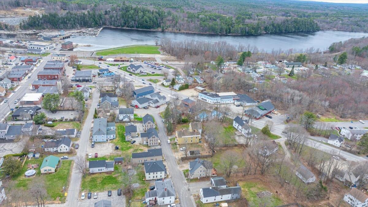 10 Middle Street Lisbon, ME 04252 - Photo 8 of 57 08-aerial_neighborhood