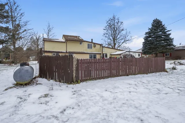 $169,000 | 6179 Falkenbury Road, North Branch, MI 48461