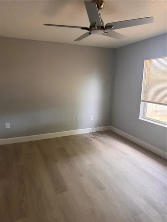 $1,450 | 1125 East Rohe Street, Unit B, Tarpon Springs, FL 34689