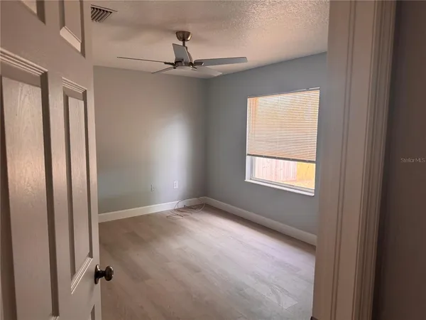 $1,450 | 1125 East Rohe Street, Unit B, Tarpon Springs, FL 34689