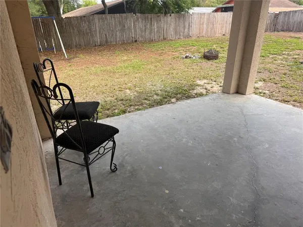 $1,450 | 1125 East Rohe Street, Unit B, Tarpon Springs, FL 34689