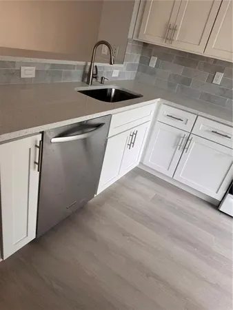 $1,450 | 1125 East Rohe Street, Unit B, Tarpon Springs, FL 34689