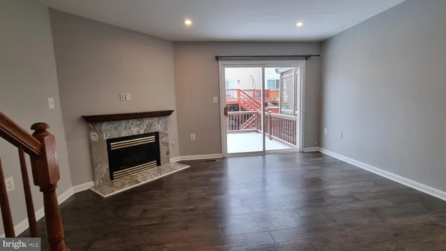 $3,000 | 13111 Shadowbrook Lane, Fairfax, VA 22033