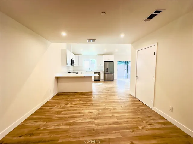 $3,950 | 15950 Cohasset Street, Van Nuys, CA 91406