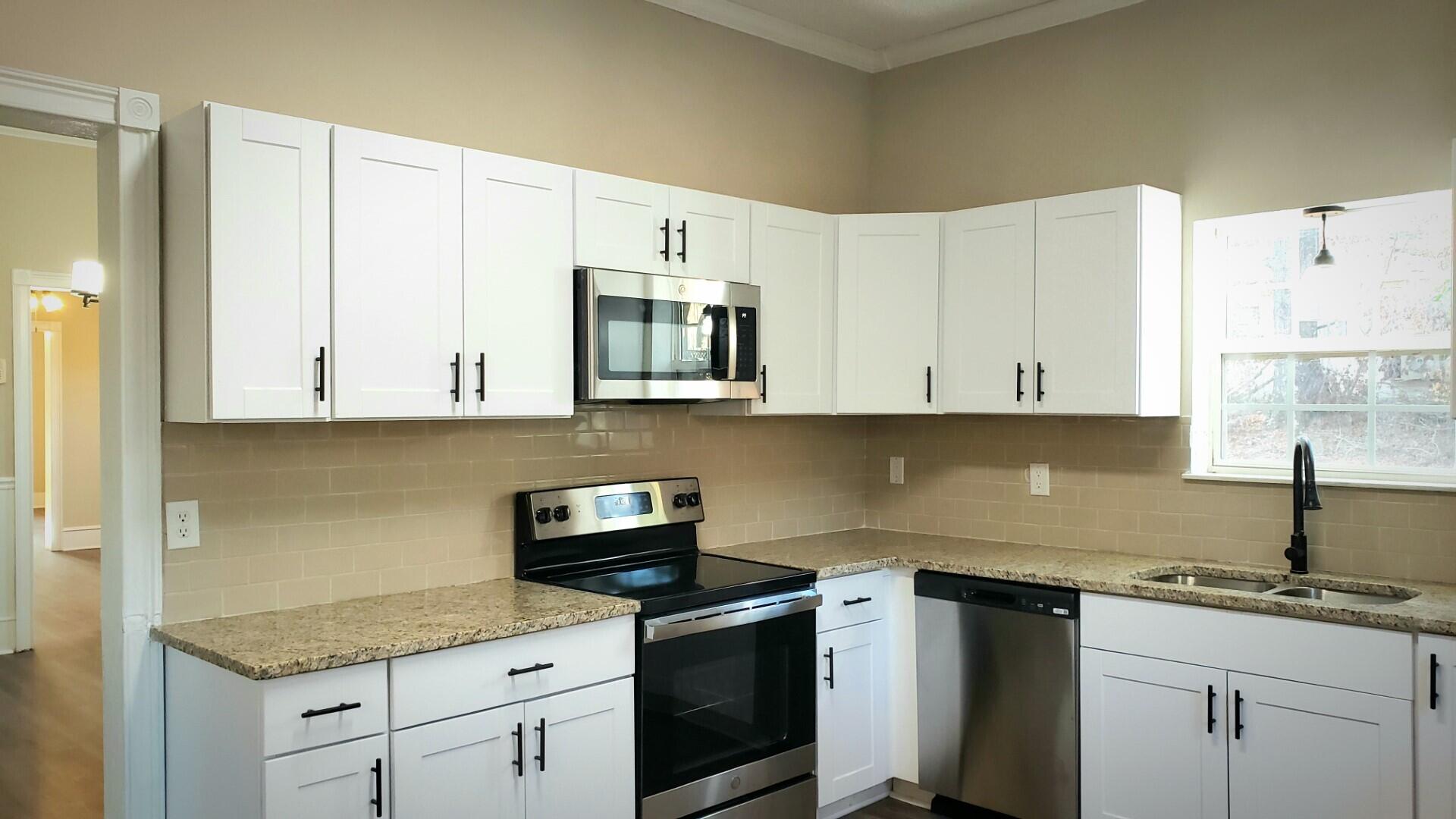 400 South Calhoun Street McCormick, SC 29835 - Photo 8 of 39