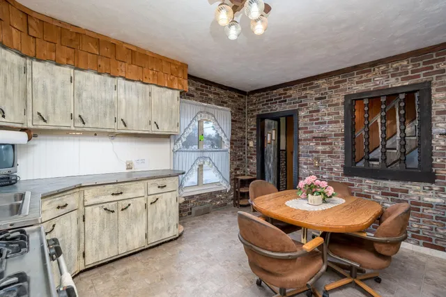 $129,900 | 130 1st Street North, Waterville, MN 56096