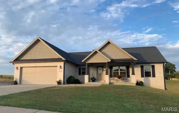 $427,500 | 3034 Prairie View Trail, Jackson, MO 63755