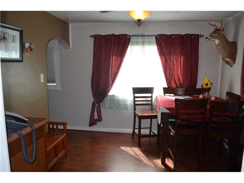 1437 Summit Street McKees Rocks, PA 15136 - Photo 9 of 17 Dining Room.