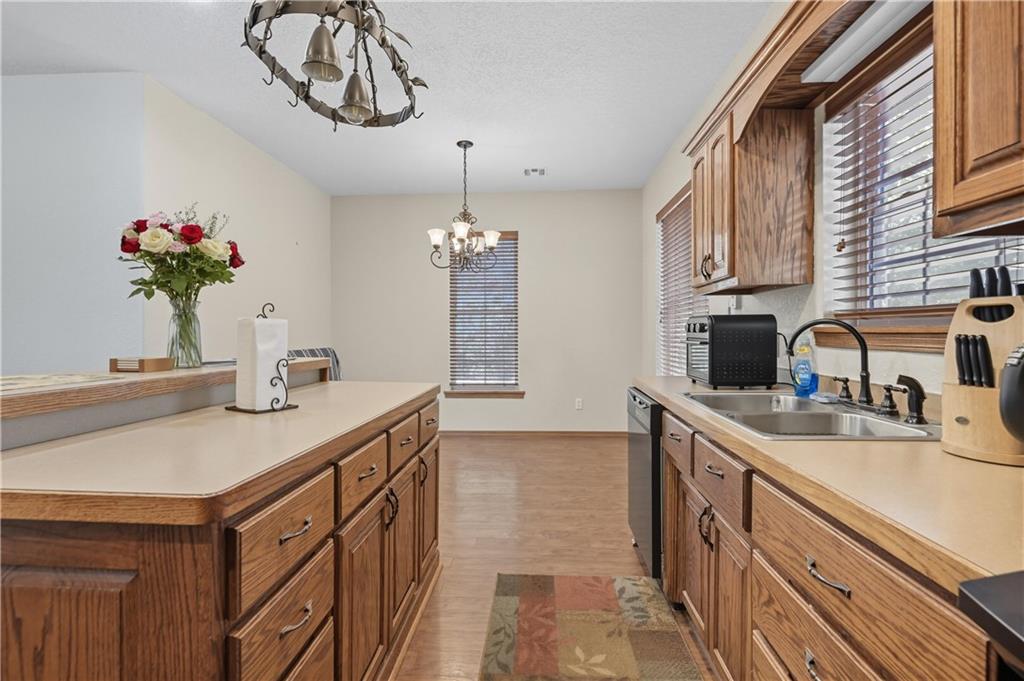 4660 High Line Road Baxter Springs, KS 66713 - Photo 17 of 44