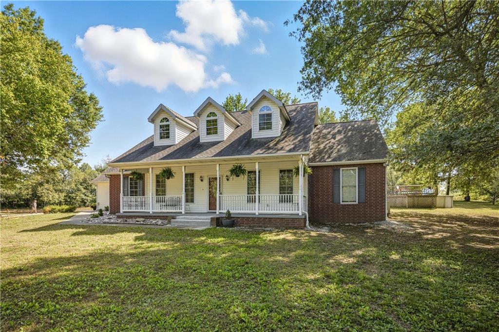 4660 High Line Road Baxter Springs, KS 66713 - Photo 2 of 44