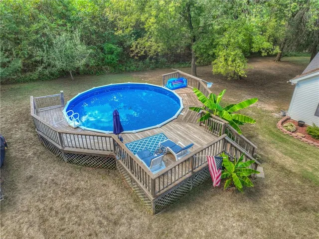 $395,000 | 4660 High Line Road, Baxter Springs, KS 66713