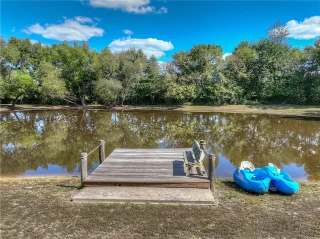 $395,000 | 4660 High Line Road, Baxter Springs, KS 66713