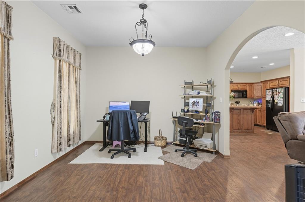 4660 High Line Road Baxter Springs, KS 66713 - Photo 6 of 44