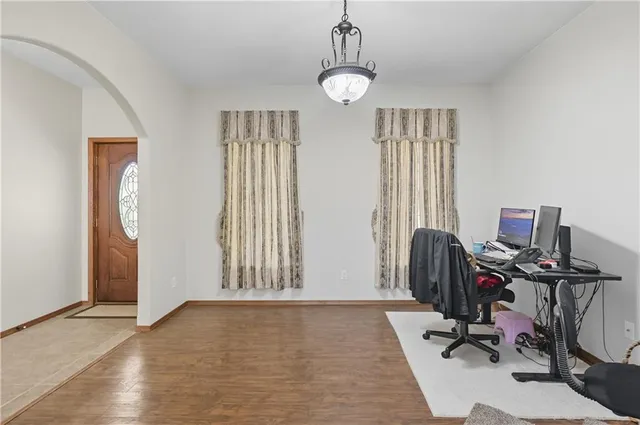 $395,000 | 4660 High Line Road, Baxter Springs, KS 66713