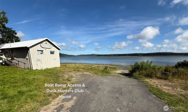 a view of a big yard