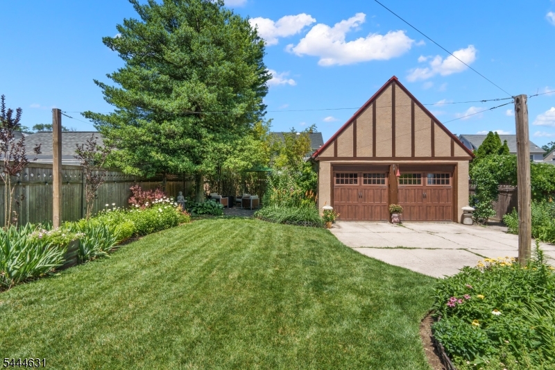 1030 Sterling Road Union, NJ 07083 - Photo 35 of 39