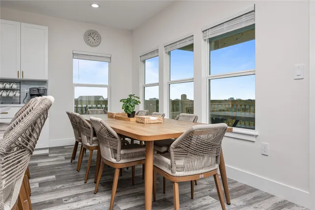 $789,000 | 924 Melody Lane, Crystal Beach, TX 77650