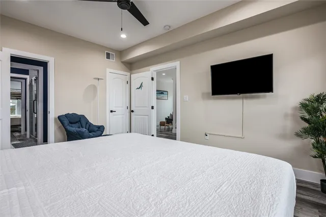 $789,000 | 924 Melody Lane, Crystal Beach, TX 77650