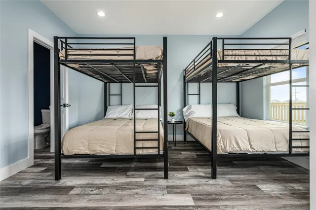 $789,000 | 924 Melody Lane, Crystal Beach, TX 77650