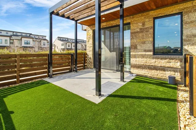 a view of outdoor space