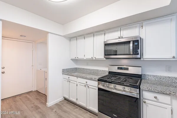 $2,295 | 2343 West Desiree Lane, Tempe, AZ 85282