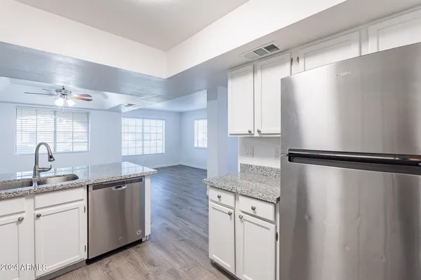 $2,295 | 2343 West Desiree Lane, Tempe, AZ 85282