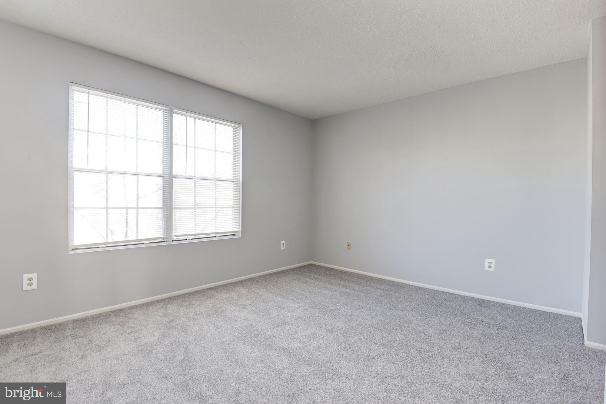 125 Fort Evans Road Southeast, Unit E Leesburg, VA 20175 - Photo 13 of 30 Master Bedroom