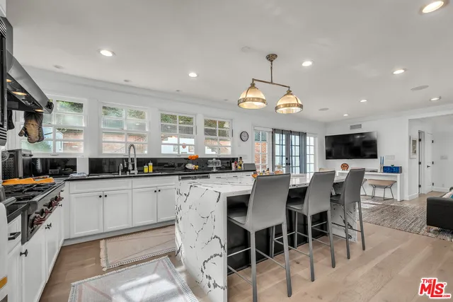 $16,995 | 751 Westholme Avenue, Los Angeles, CA 90024