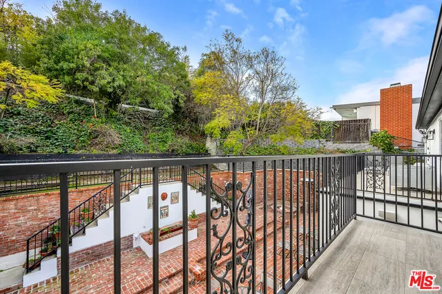 $16,995 | 751 Westholme Avenue, Los Angeles, CA 90024