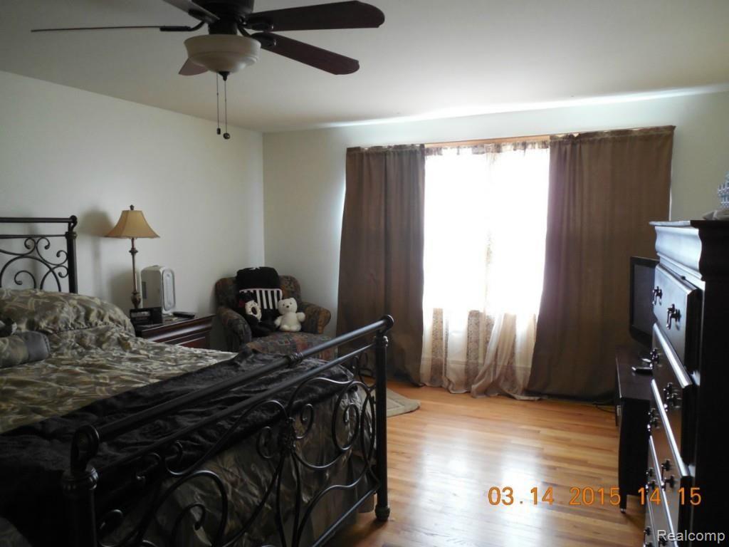 29064 Raleigh Road Farmington Hills, MI 48336 - Photo 10 of 16
