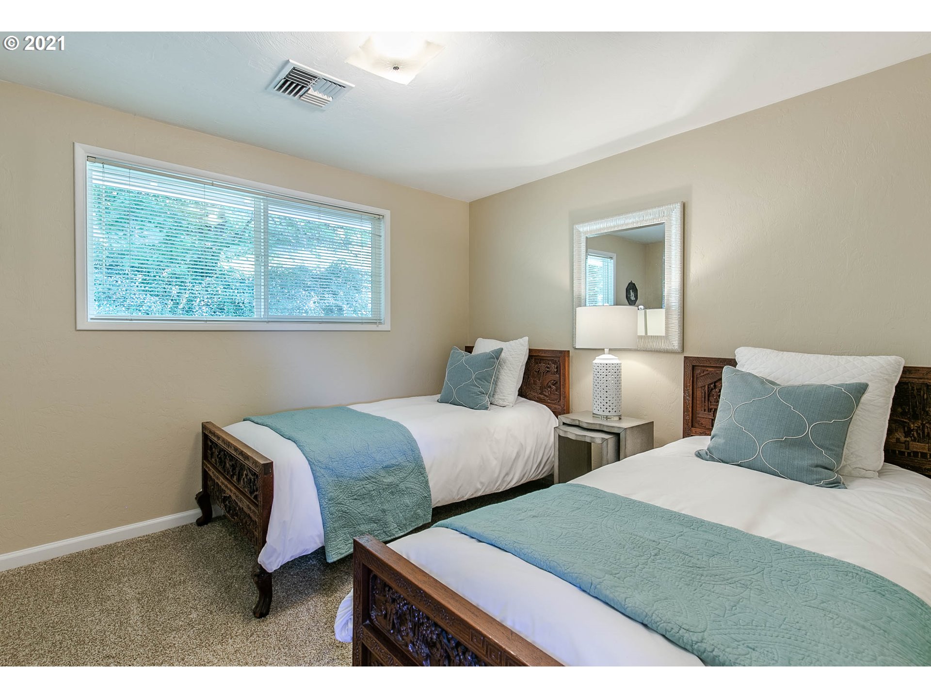 815 Prescott Lane Springfield, OR 97477 - Photo 14 of 22