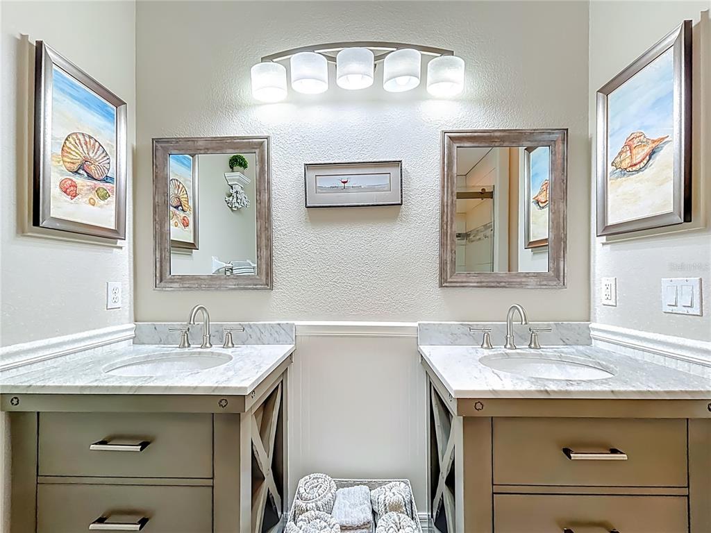 960 Cooper Street, Unit 203 Venice, FL 34285 - Photo 18 of 33