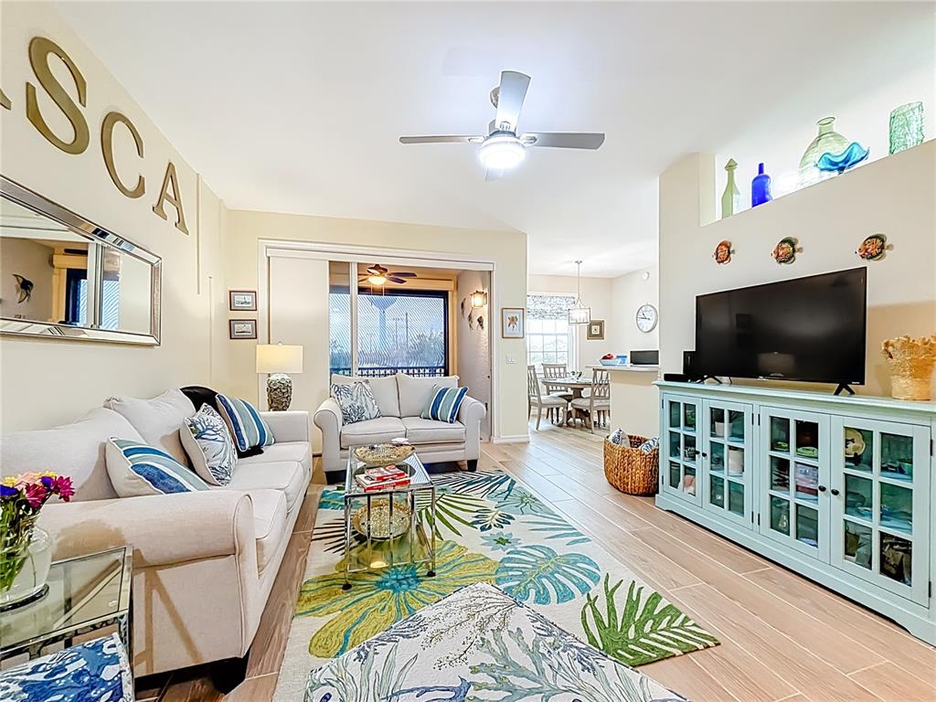 960 Cooper Street, Unit 203 Venice, FL 34285 - Photo 4 of 33