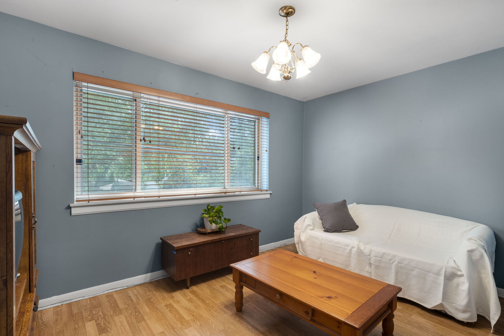 737 Ridge Avenue, Unit 2H Evanston, IL 60202 - Photo 12 of 23 Gallery Image 12