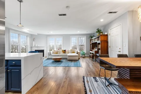 $799,000 | 1306 Columbia Road, Unit 4A, Boston, MA 02127