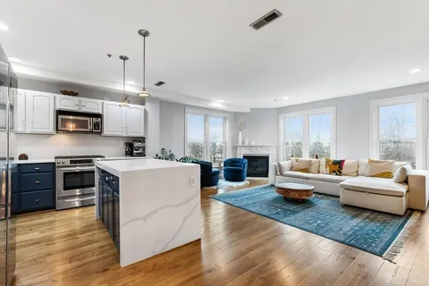 $799,000 | 1306 Columbia Road, Unit 4A, Boston, MA 02127