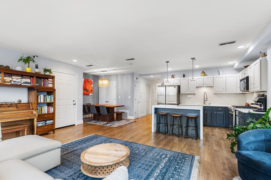 1306 Columbia Road, Unit 4A Boston, MA 02127 - Photo 7 of 33