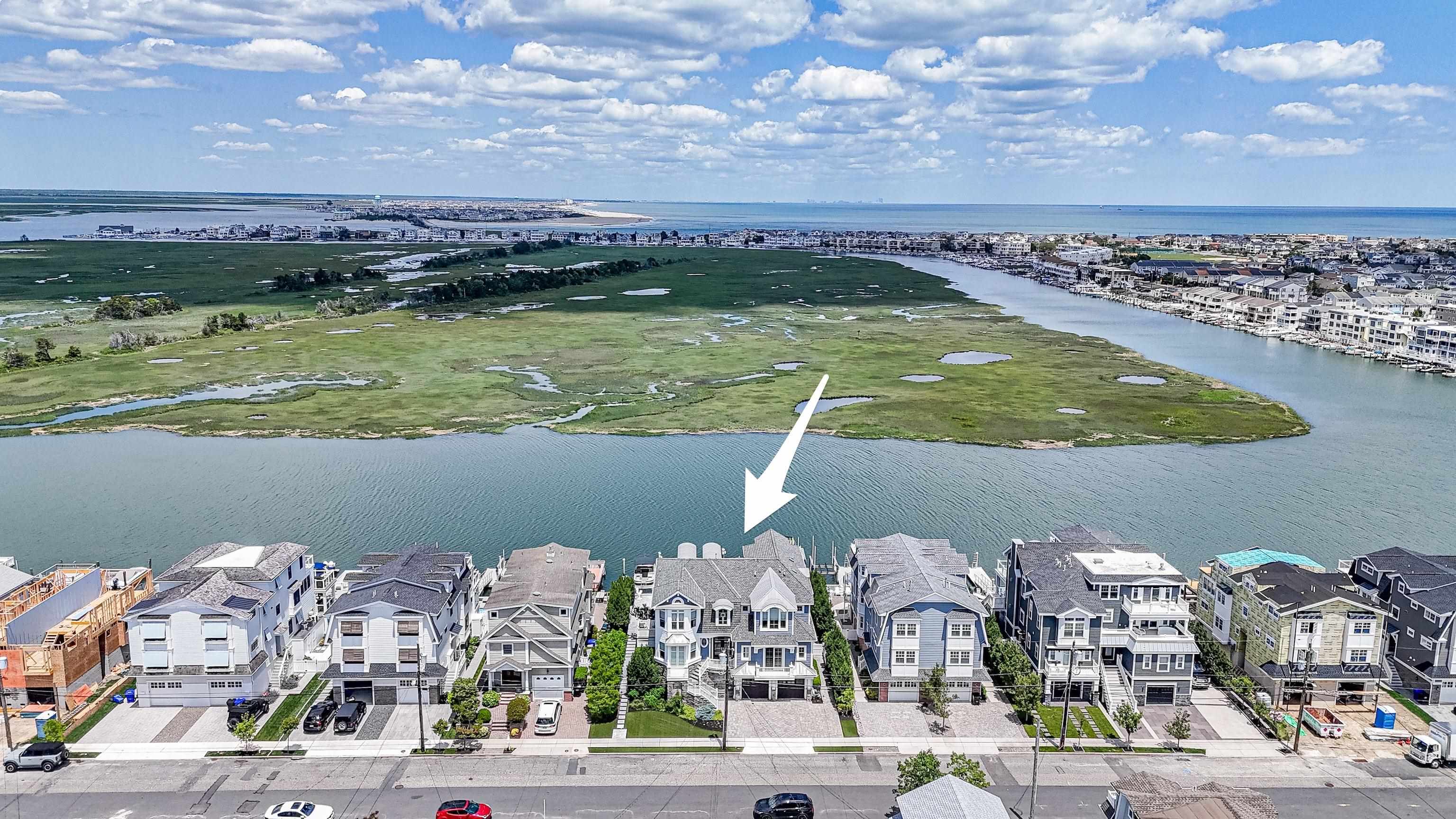 415 20th Avalon, NJ 08202 - Photo 4 of 50 a view of lake view and mountain view