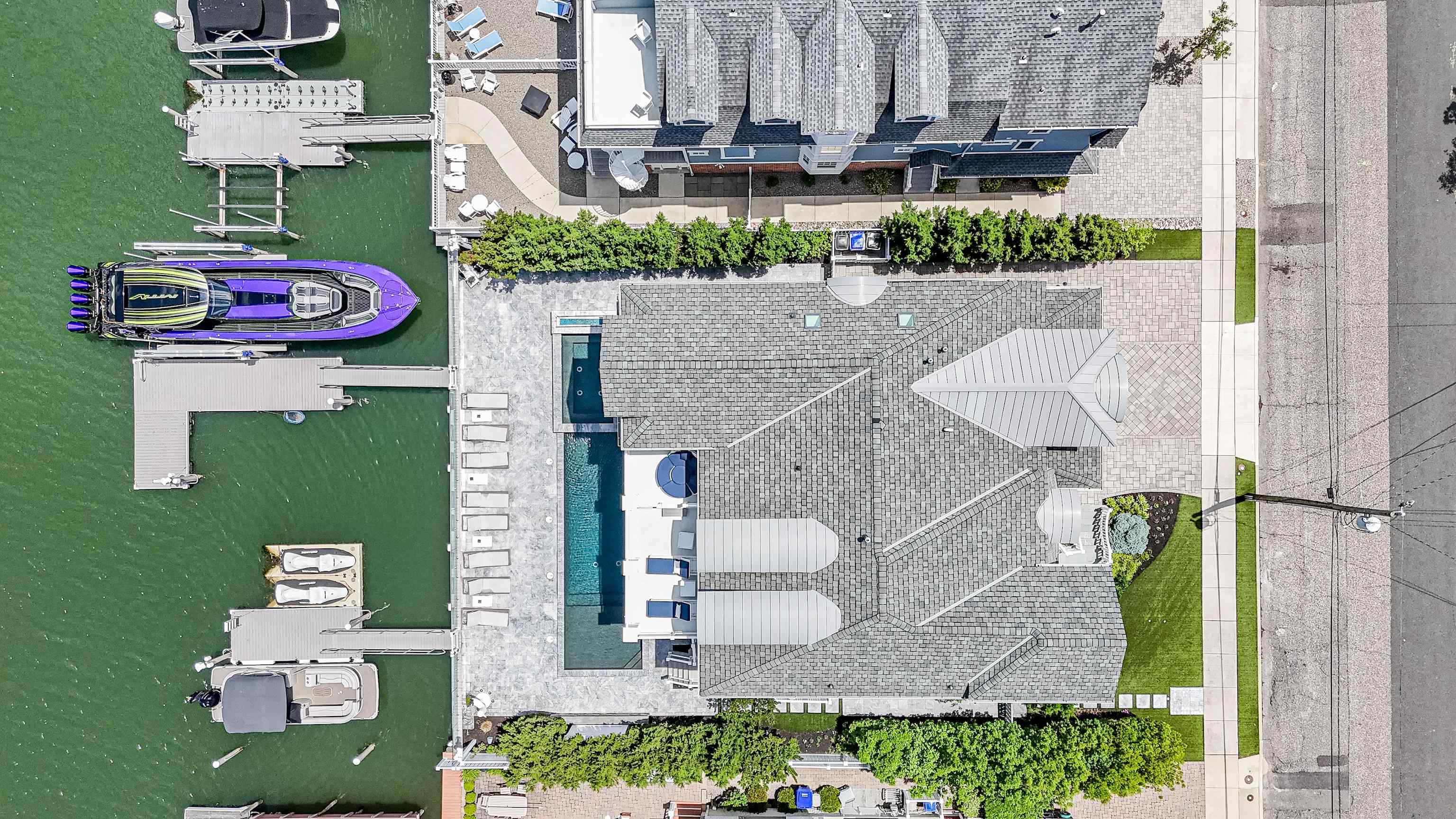 415 20th Avalon, NJ 08202 - Photo 7 of 50 an aerial view of a house with a garden