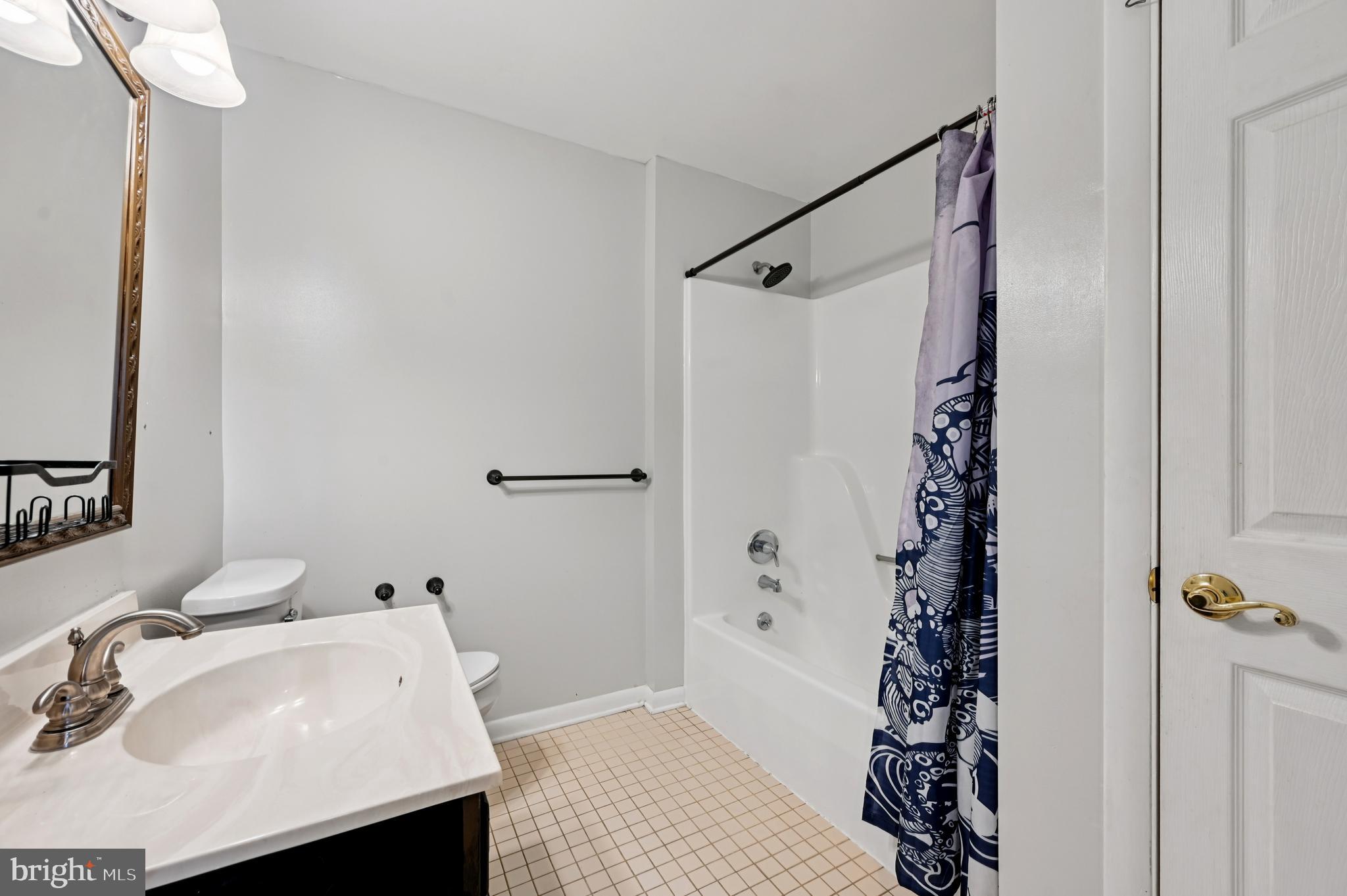 1693 Ridge Road Westminster, MD 21157 - Photo 23 of 54 Hallway Bathroom