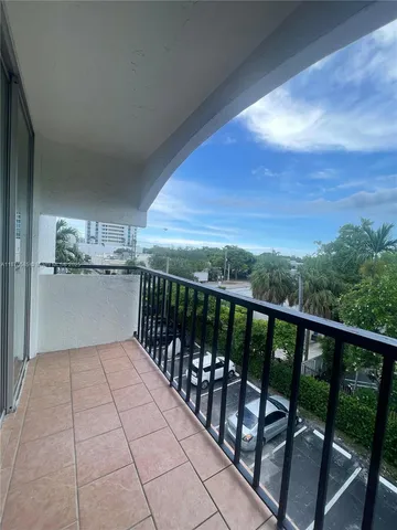 $2,650 | 2150 Southwest 16th Avenue, Unit 406, Miami, FL 33145