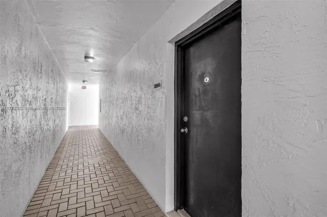 $2,650 | 2150 Southwest 16th Avenue, Unit 406, Miami, FL 33145