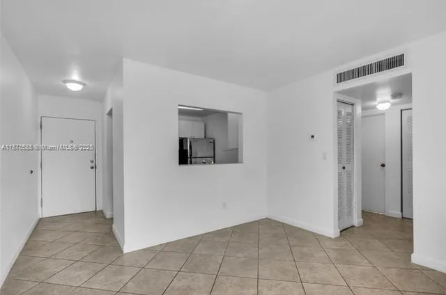$2,650 | 2150 Southwest 16th Avenue, Unit 406, Miami, FL 33145