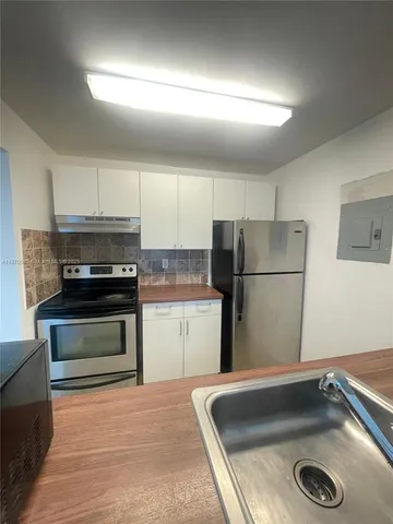 $2,650 | 2150 Southwest 16th Avenue, Unit 406, Miami, FL 33145