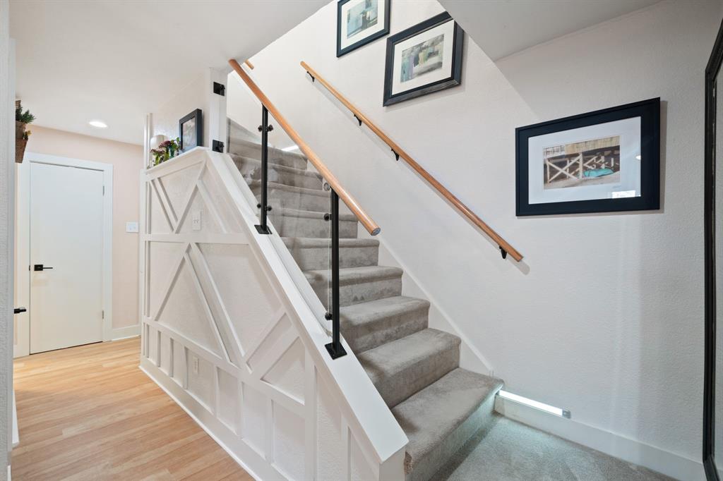 7496 East Northwest Highway, Unit 145 Dallas, TX 75231 - Photo 15 of 35 a view of entryway