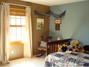 3928 Eagle Wing Road Springfield, IL 62711 - Photo 14 of 23