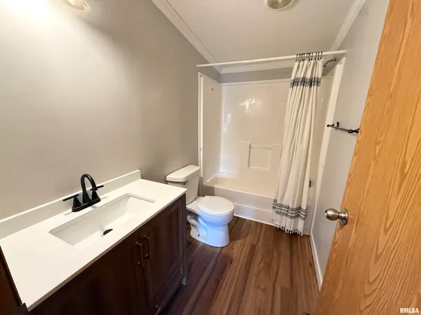 $64,000 | 1537 Zellerman Avenue, Quincy, IL 62305