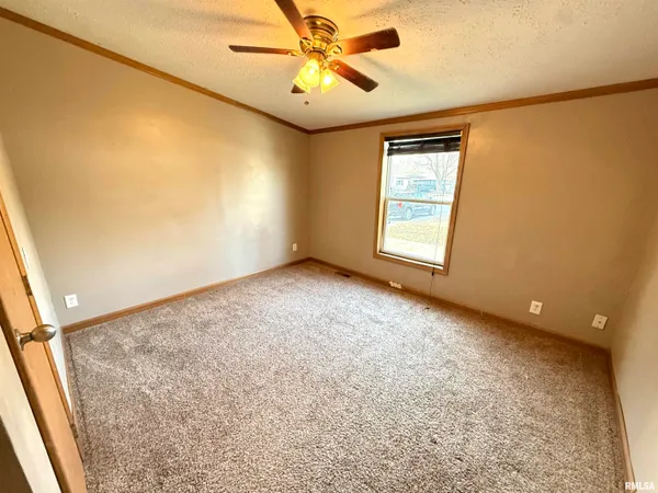 $64,000 | 1537 Zellerman Avenue, Quincy, IL 62305