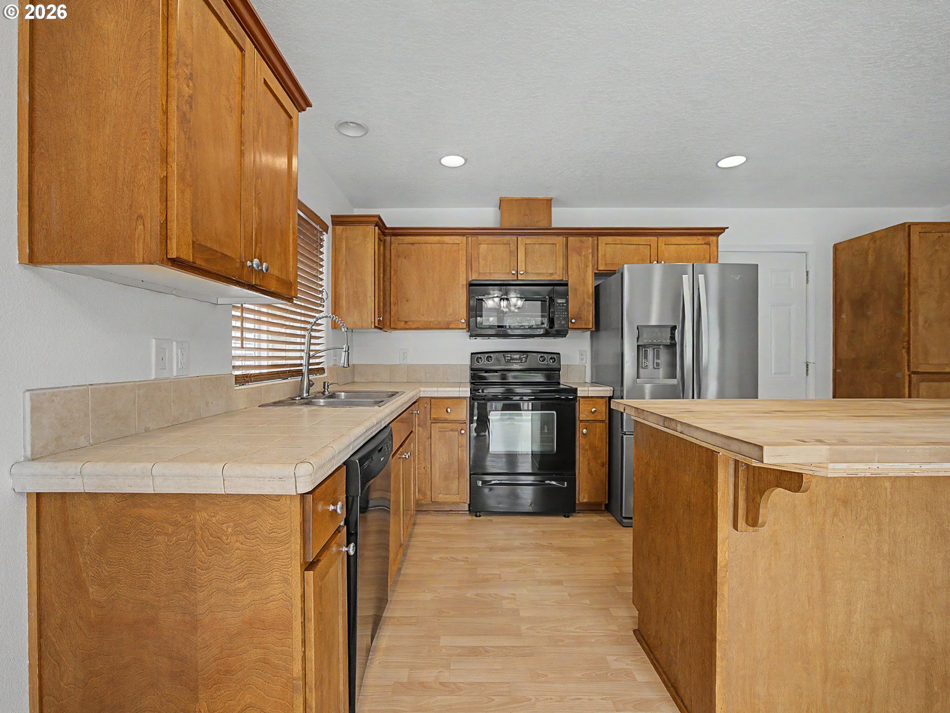 38412 Miller Street Sandy, OR 97055 - Photo 12 of 40 Kitchen