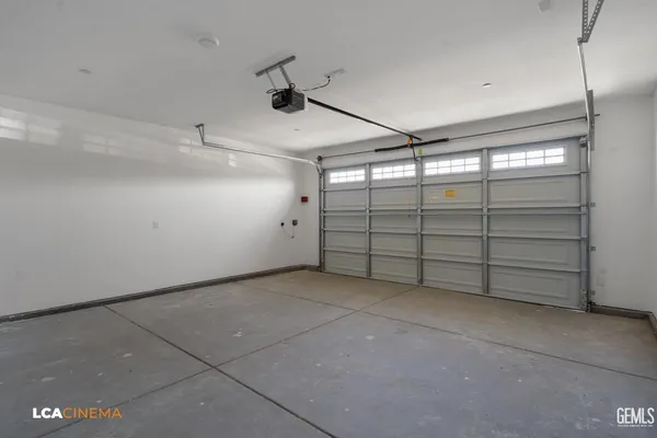 $439,990 | Undisclosed Address, Shafter, CA 93263